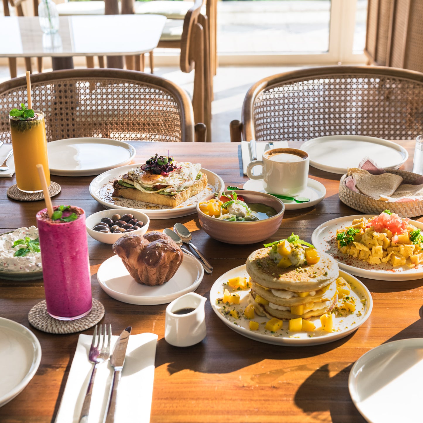 Nov 1 - Abu Dhabi - Morning Yoga + Brunch at Zali